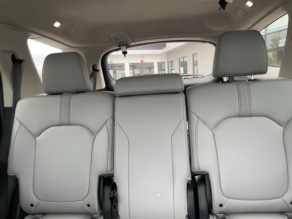Used 2025 Honda Pilot EX-L image 22