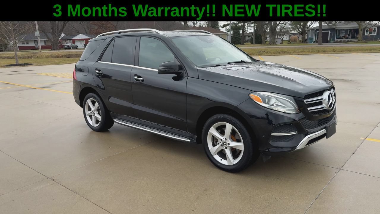 Used 2019 Mercedes-Benz GLE 400 4MATIC w/ Premium 1 Package image 3