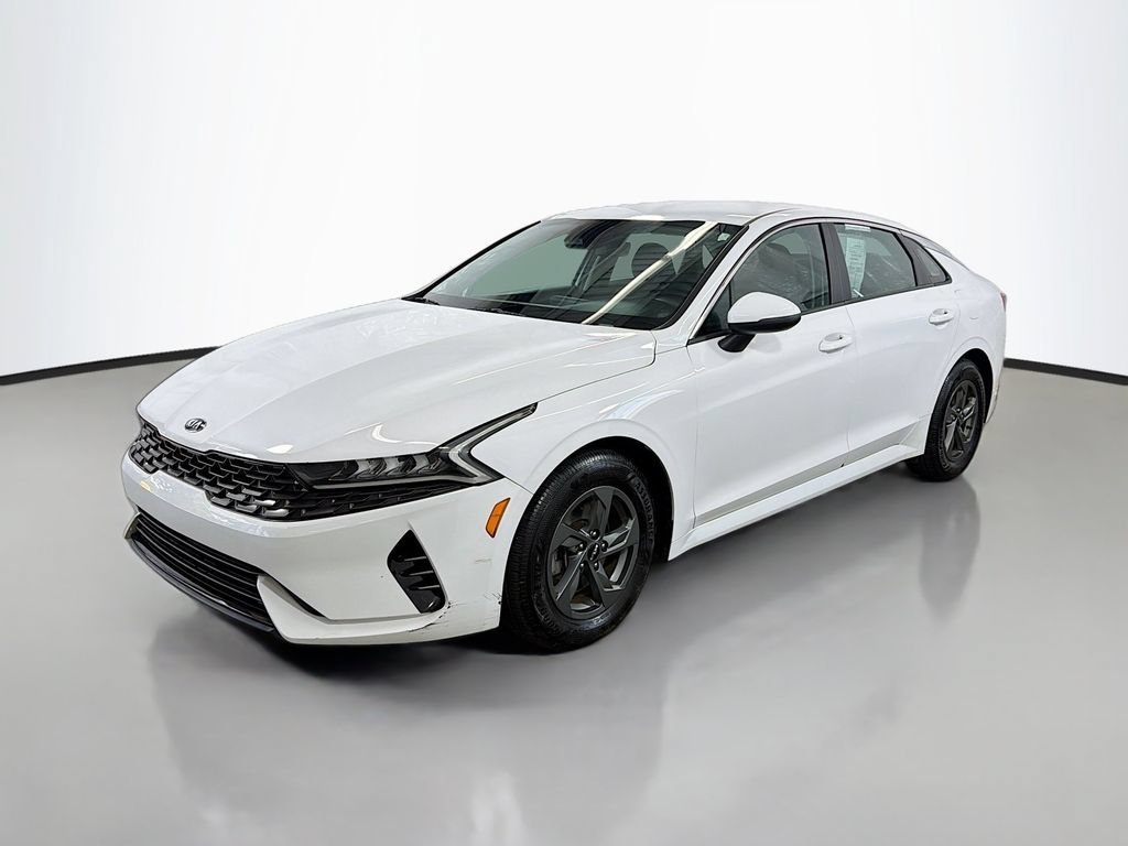 Used 2022 Kia K5 LX FWD image 5