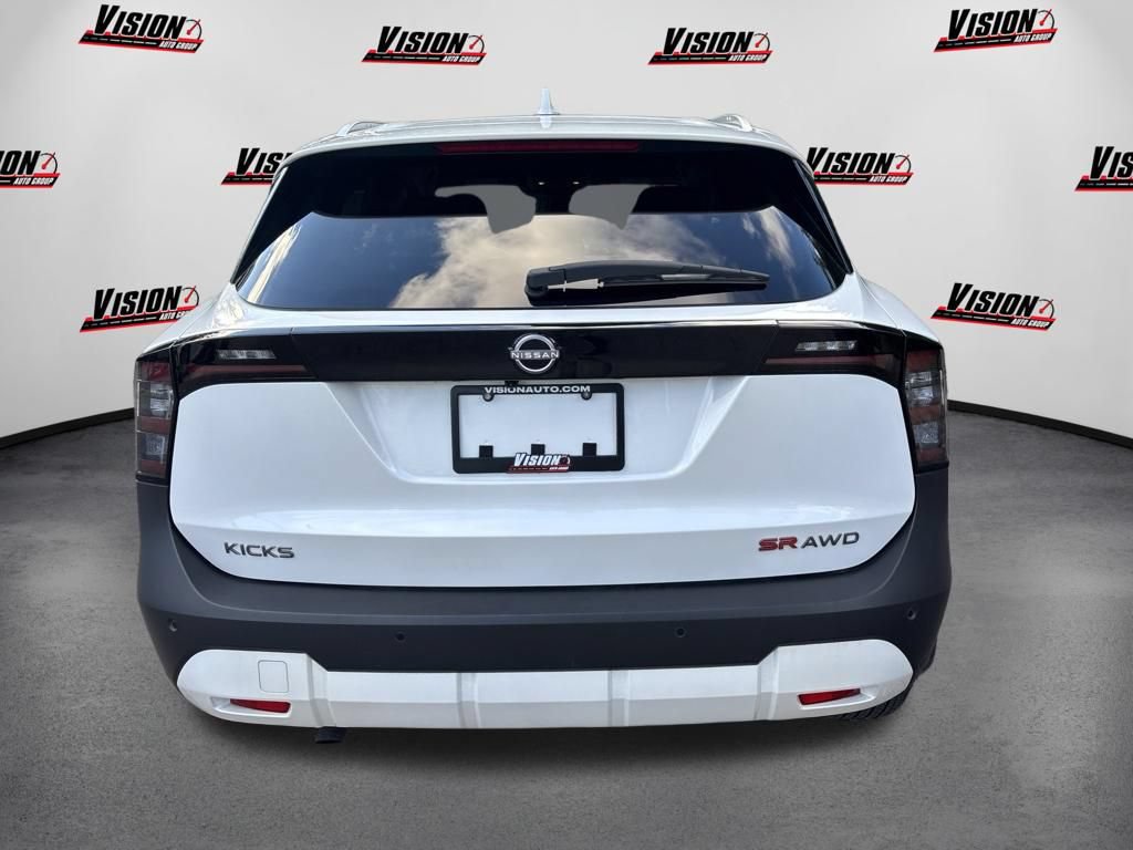 Certified 2025 Nissan Kicks SR AWD/4WD image 6