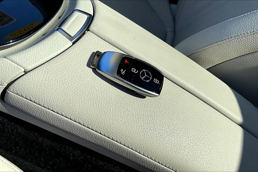 Used 2023 Mercedes-Benz E 450 4MATIC Sedan image 36