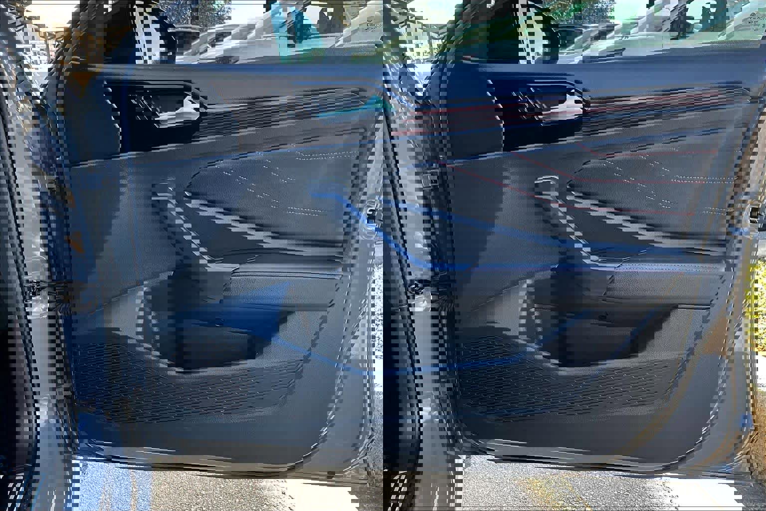 Used 2024 Volkswagen Jetta GLI Autobahn image 23