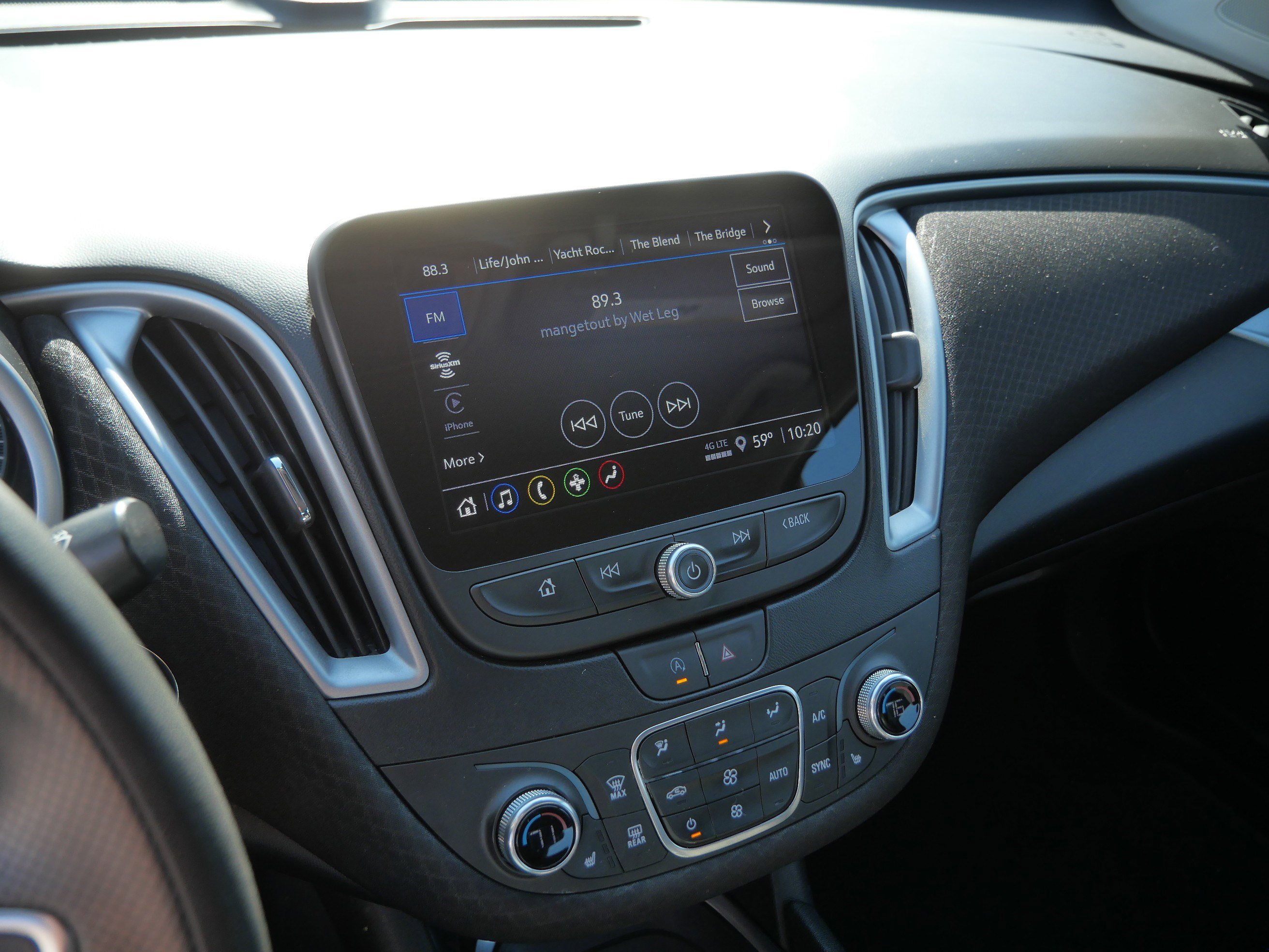 Used 2024 Chevrolet Malibu LT FWD image 22