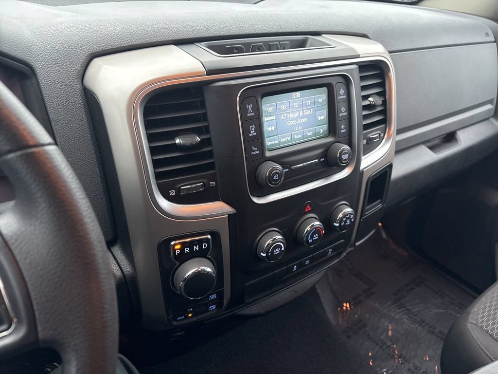 Used 2020 RAM 1500 Warlock AWD/4WD image 19