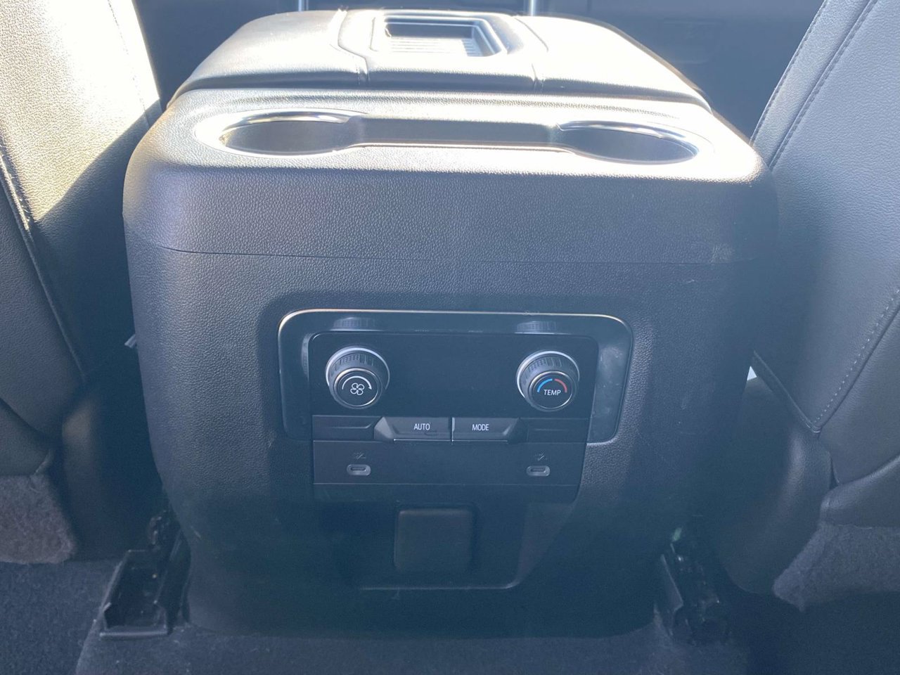 Used 2022 Chevrolet Tahoe LT AWD/4WD image 22