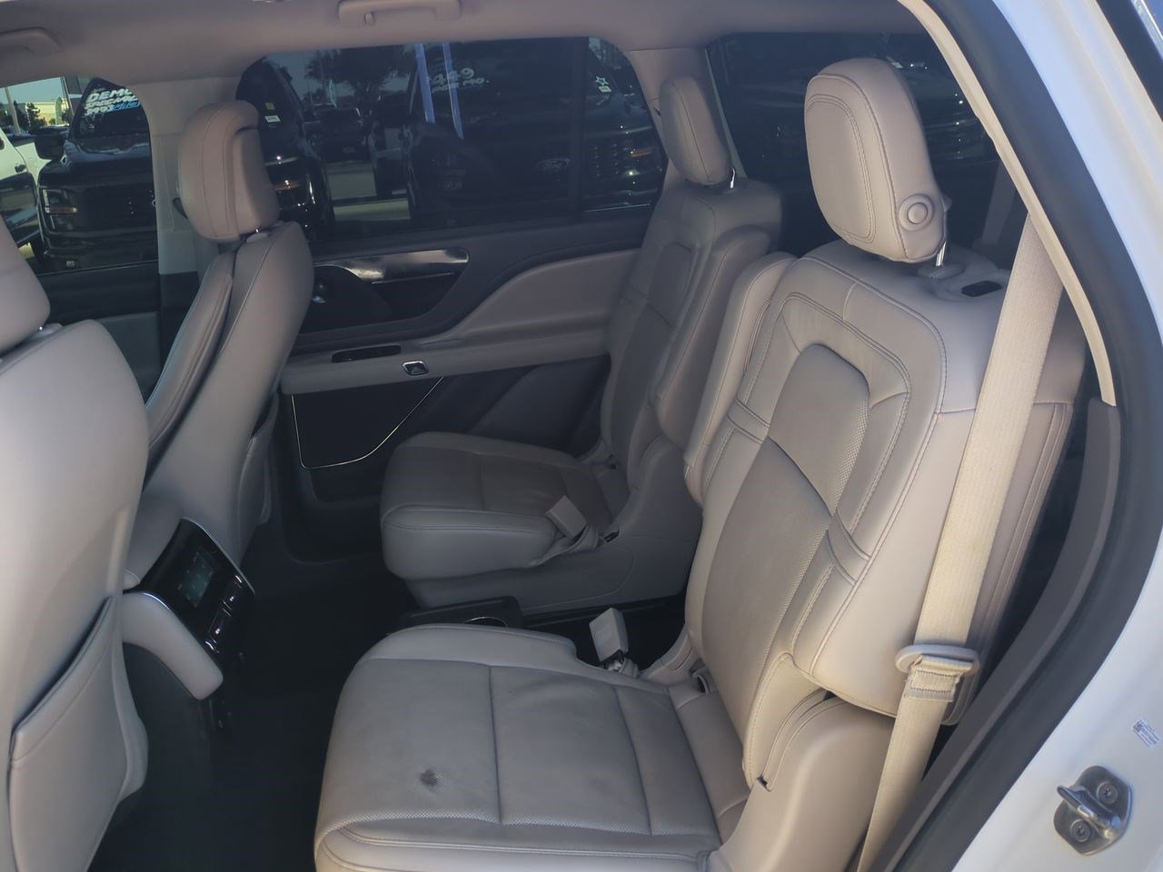 Used 2020 Lincoln Aviator Reserve w/ Elements Package Plus image 15