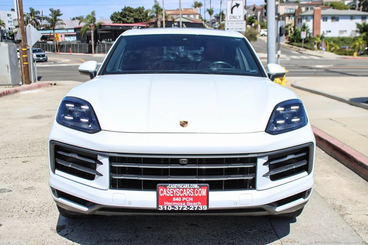 Used 2024 Porsche Cayenne S AWD/4WD image 9