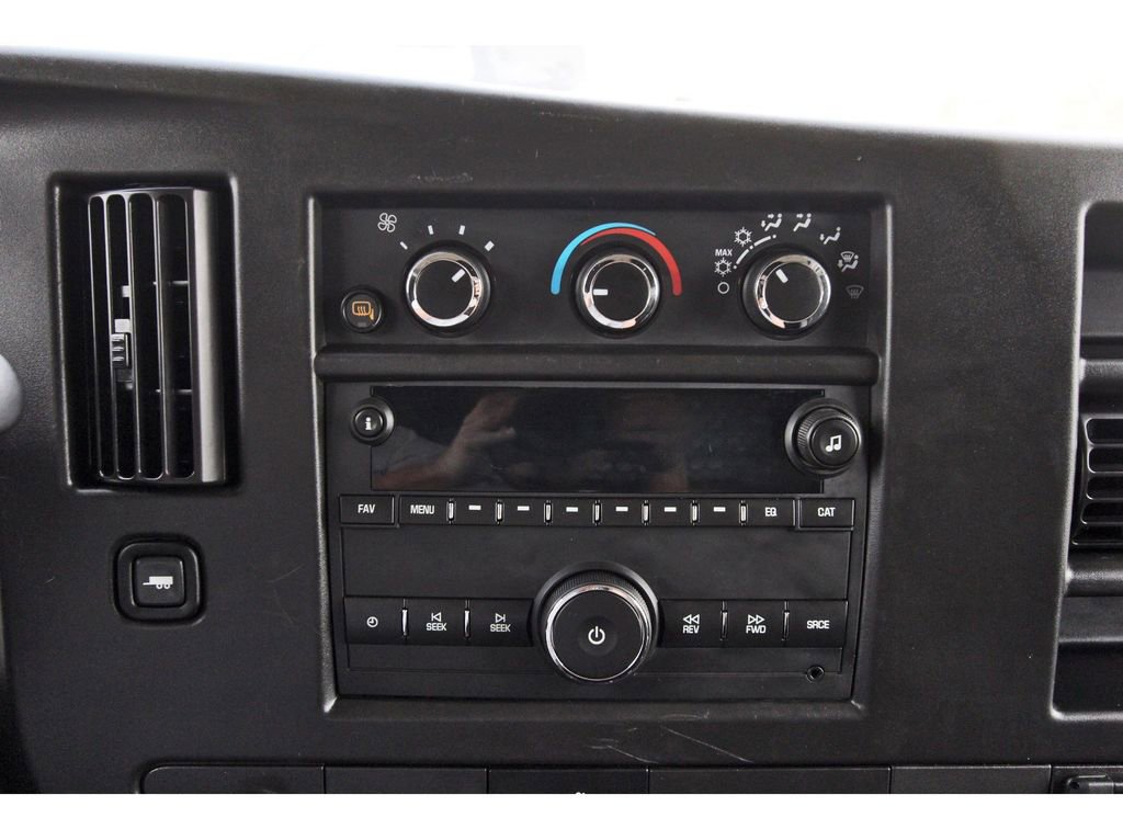 Used 2024 GMC Savana 2500 w/ Driver Convenience Package image 30