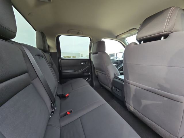 Used 2022 Nissan Frontier SV w/ Technology Package image 28