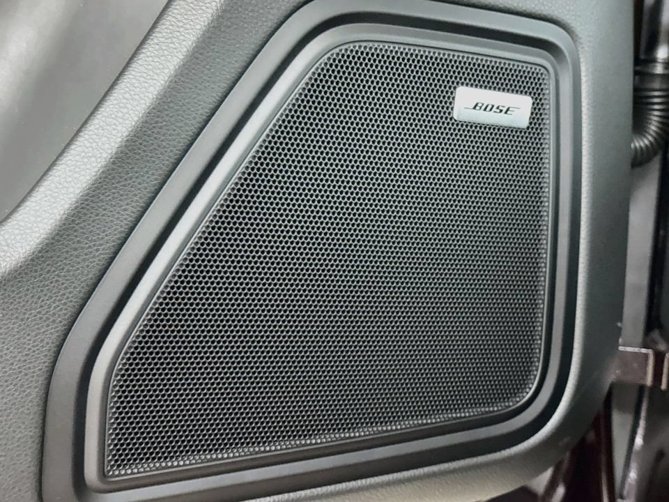 New 2026 Porsche Macan AWD/4WD image 21
