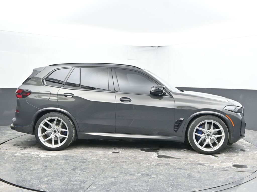 Used 2024 BMW X5 M60i image 11