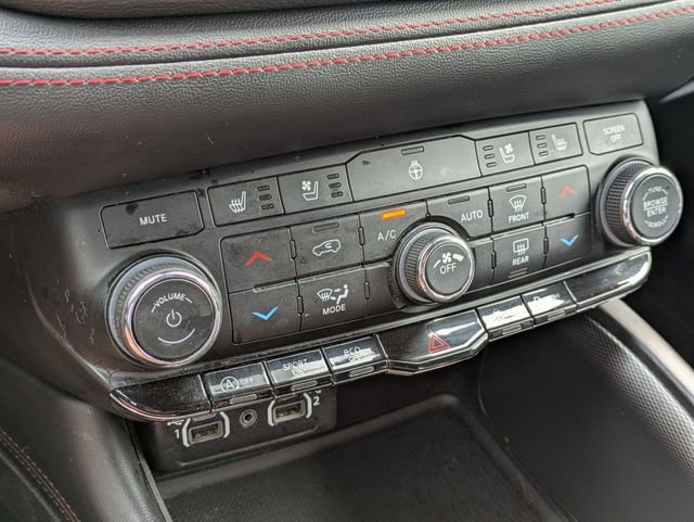 Used 2024 Dodge Durango GT image 21