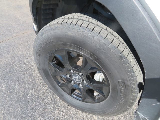 Used 2024 Lexus GX 550 Overtrail image 9