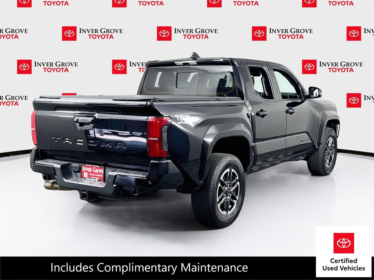 Certified 2025 Toyota Tacoma TRD Sport w/ TRD Sport Upgrade Package AWD/4WD image 5