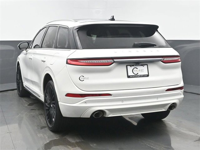 Used 2022 Lincoln Corsair Reserve w/ Equipment Group 201A image 4