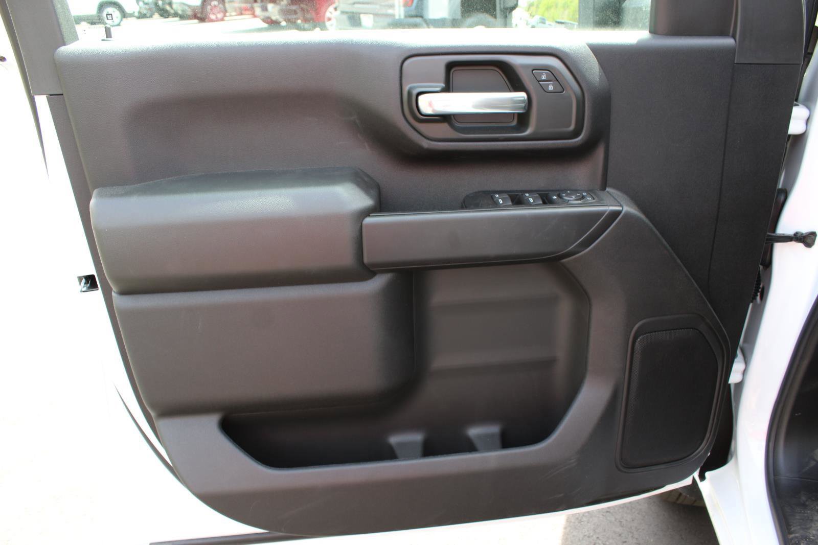 New 2026 GMC Sierra 3500 Pro w/ Convenience Package image 14