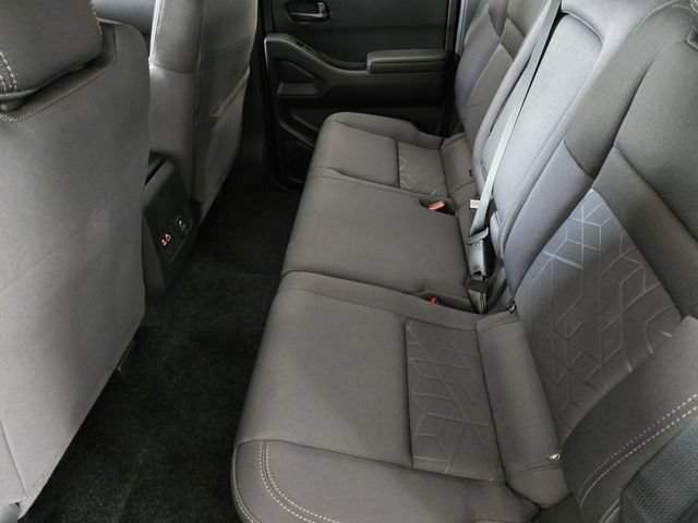 Used 2026 Nissan Frontier SV w/ SV Convenience Package RWD image 29