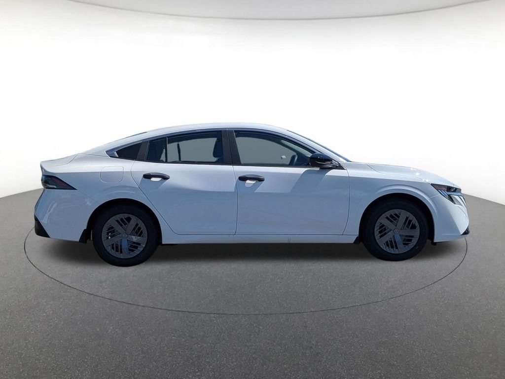 New 2026 Nissan Sentra SV FWD image 4