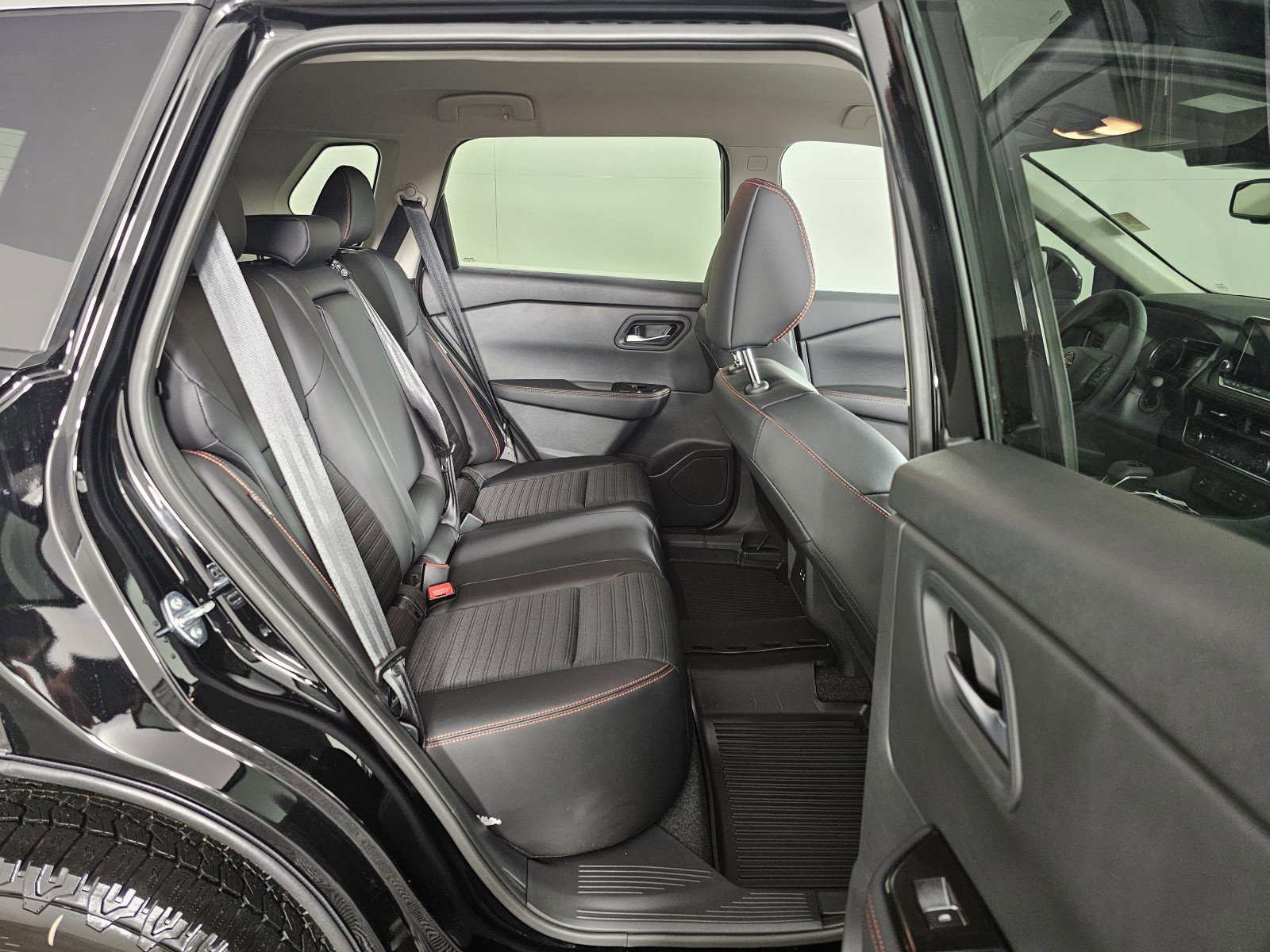 New 2026 Nissan Rogue SV image 14