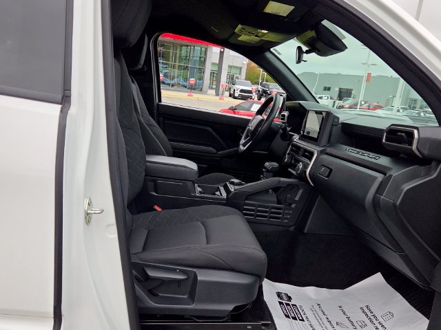 Used 2024 Toyota Tacoma SR w/ Towing Package AWD/4WD image 17