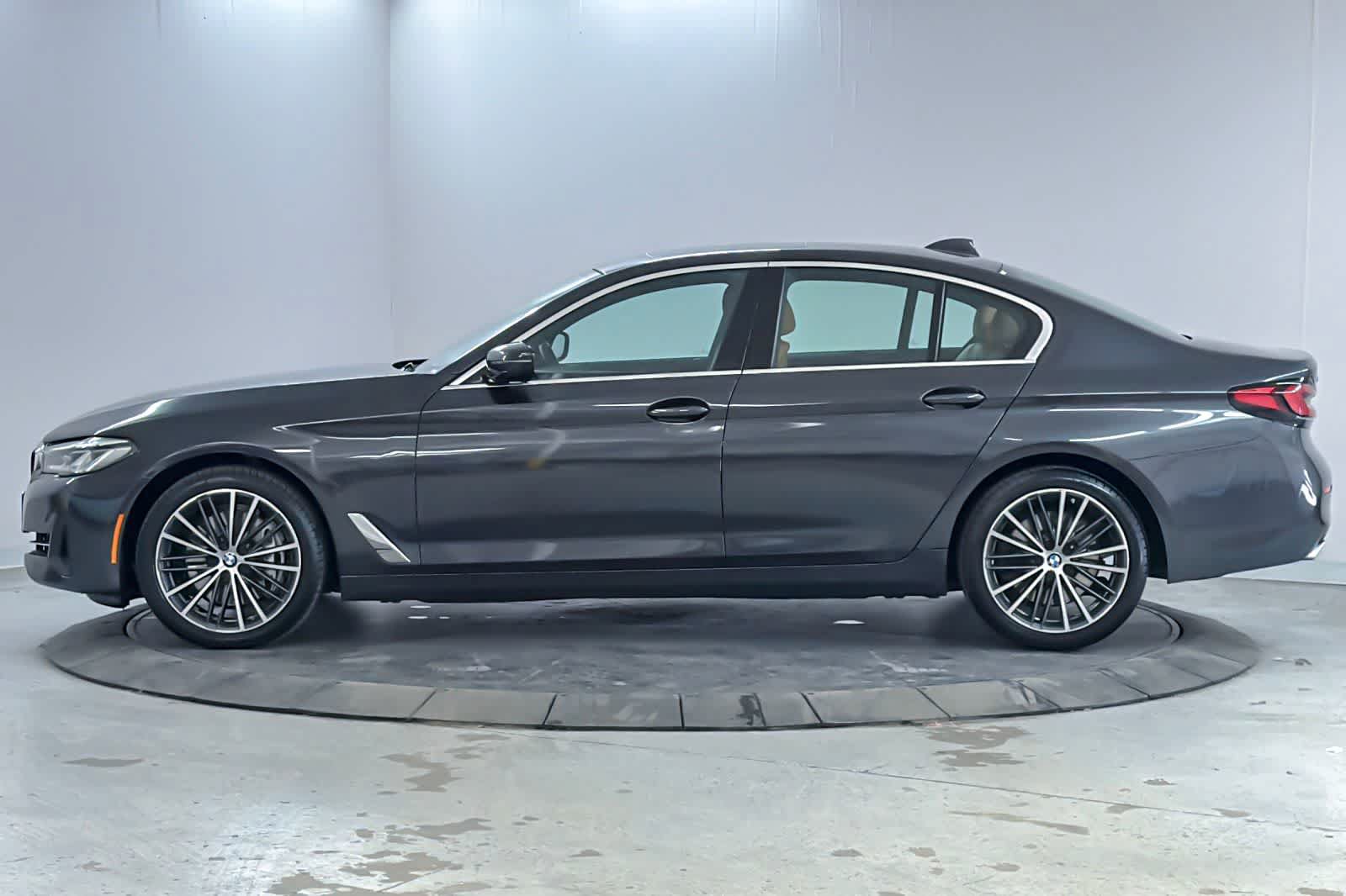 Used 2023 BMW 540i xDrive w/ Premium Package AWD/4WD image 5