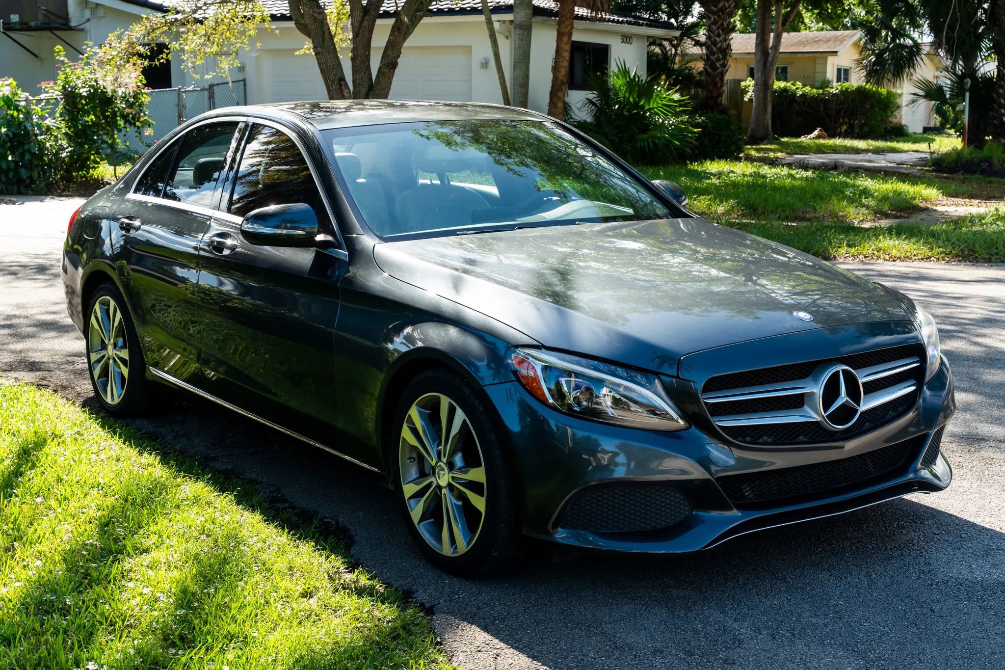 Used 2015 Mercedes-Benz C 300 Sedan w/ Premium 1 Package image 30