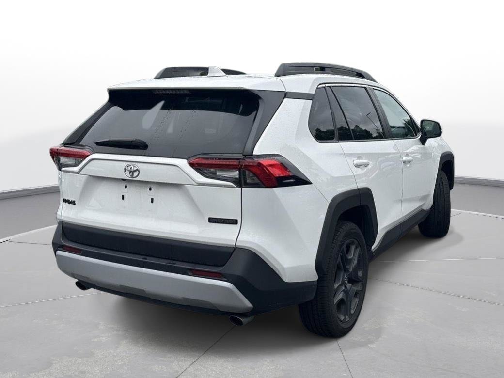 Used 2024 Toyota RAV4 Adventure AWD/4WD image 6