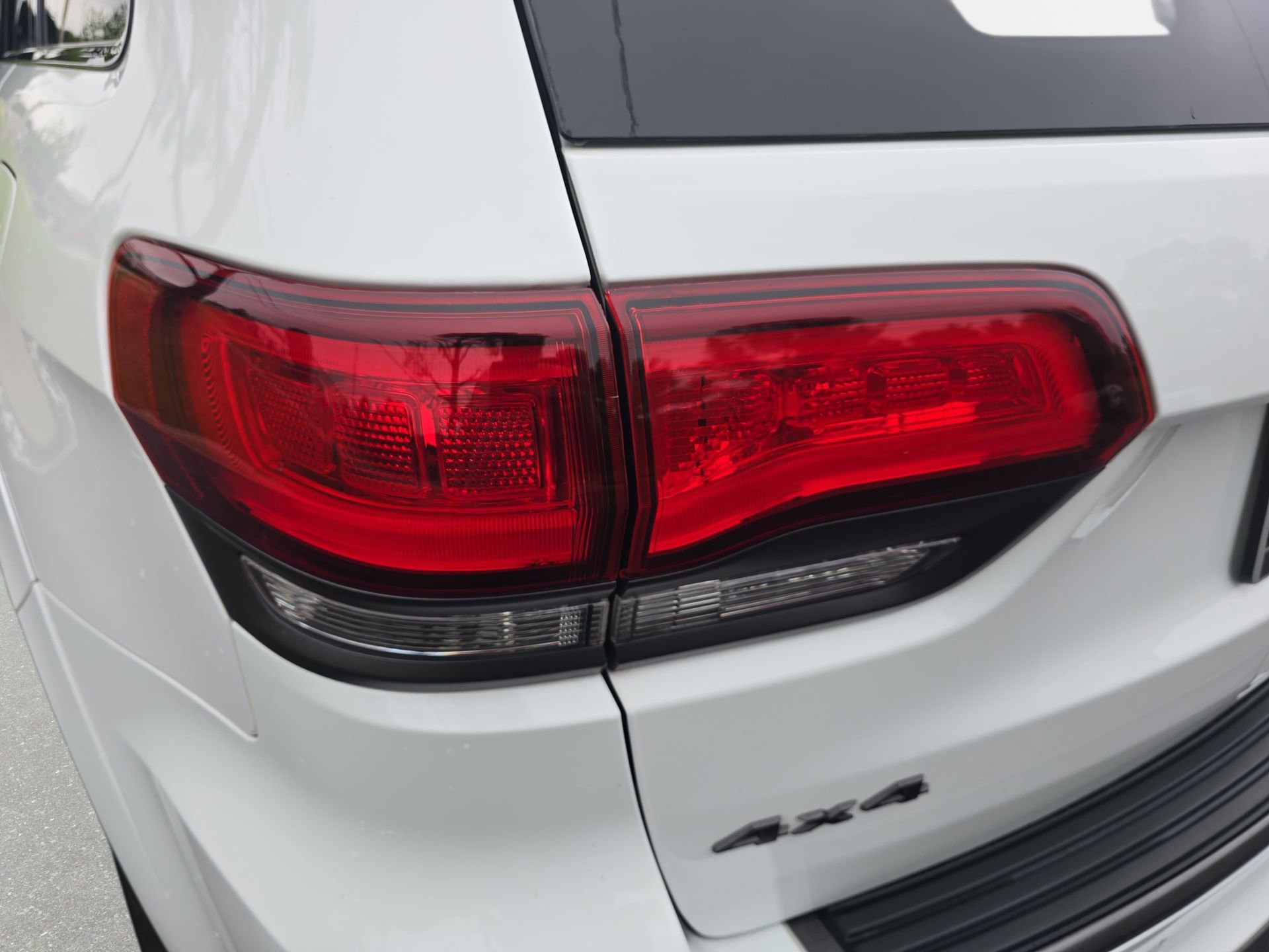 Used 2020 Jeep Grand Cherokee High Altitude AWD/4WD image 33