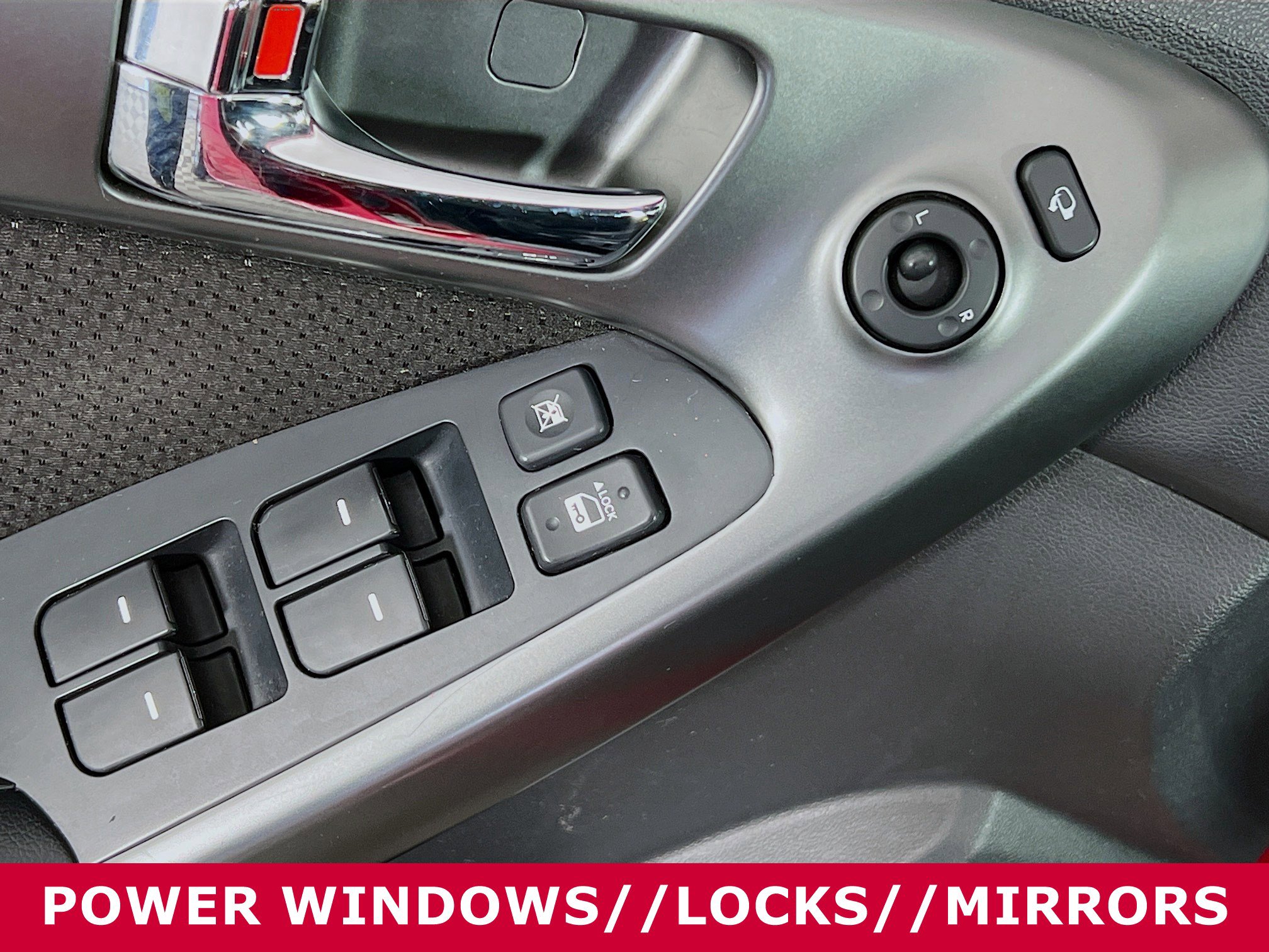 Used 2013 Kia Forte EX image 17