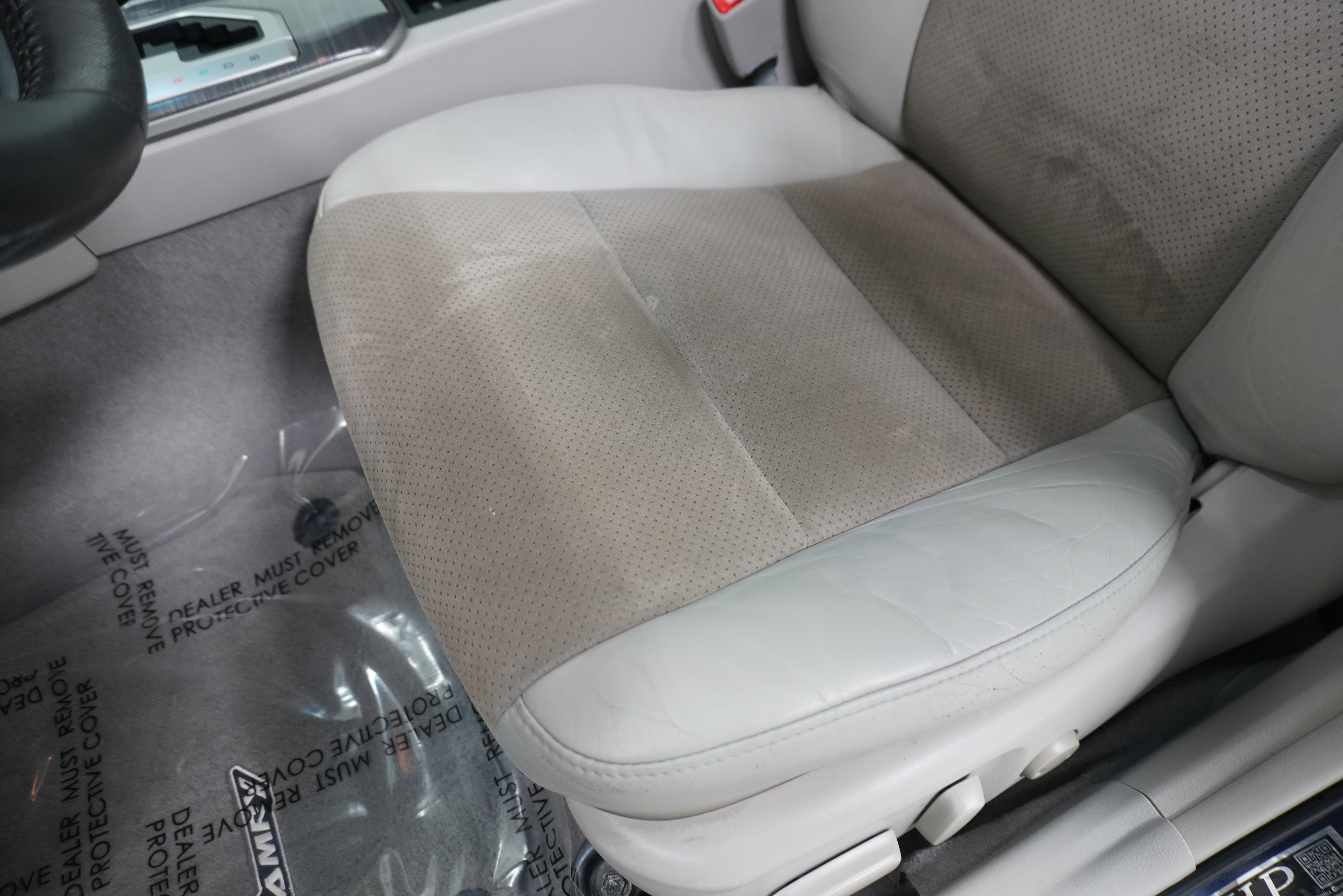 Used 2014 Toyota Camry XLE image 12