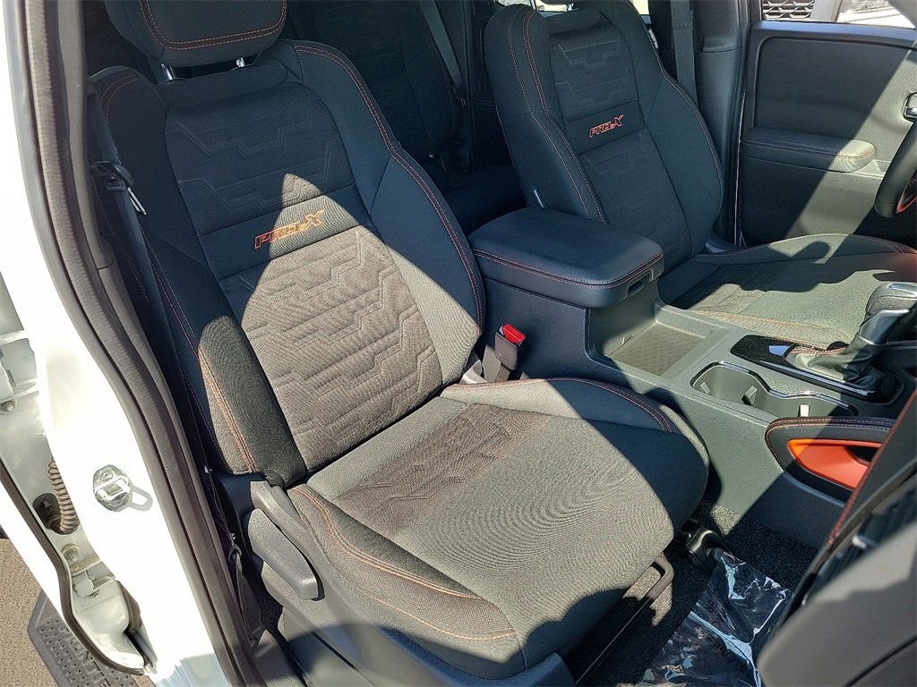 Used 2023 Nissan Frontier Pro-X w/ Technology Package image 17