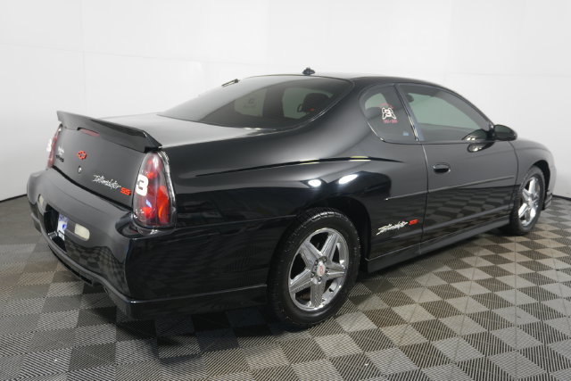 Used 2004 Chevrolet Monte Carlo SS w/ Preferred Equipment Group FWD image 3