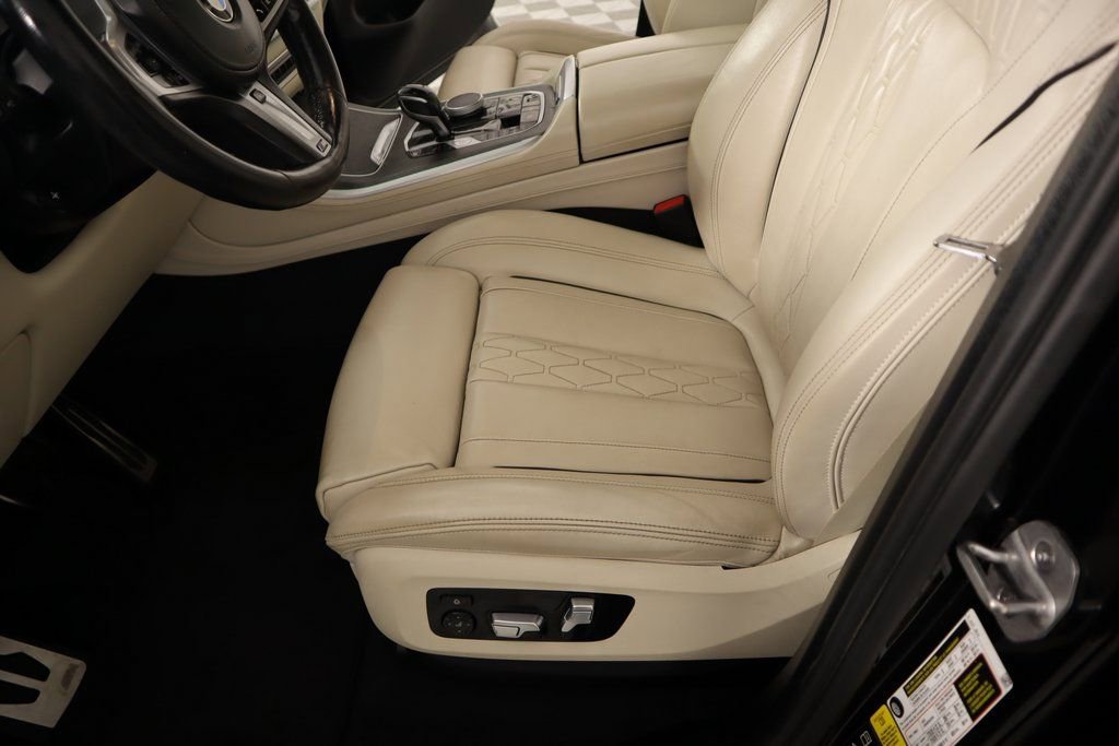 New 2026 BMW X5 xDrive50e w/ Executive Package AWD/4WD image 13