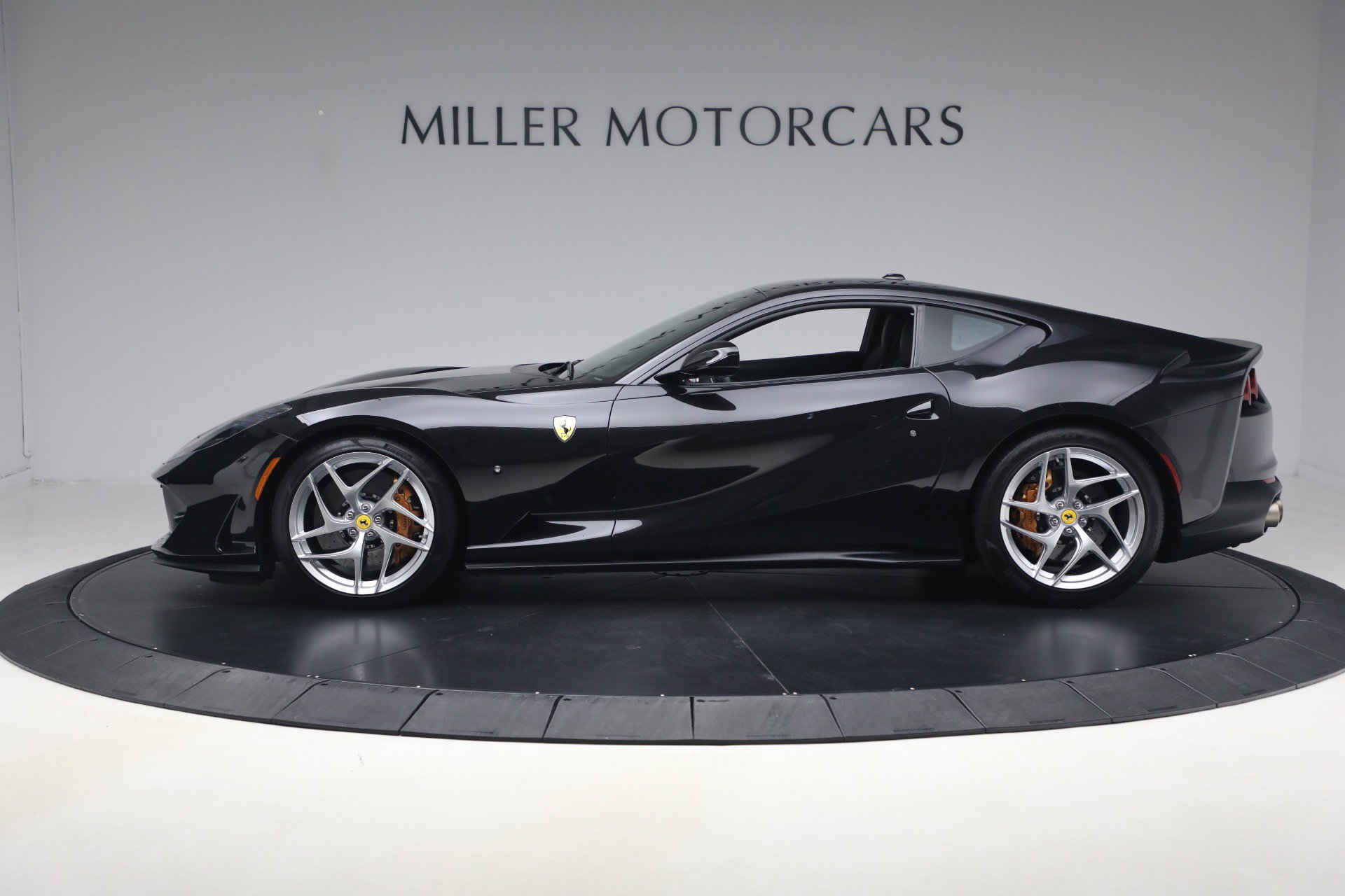Certified 2019 Ferrari 812 Superfast RWD image 3