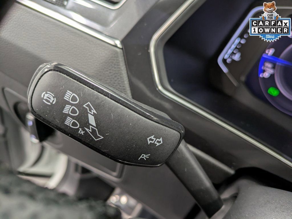 Used 2022 Volkswagen Tiguan SEL R-Line image 19