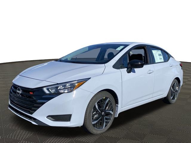 New 2025 Nissan Versa SR w/ Trunk Package