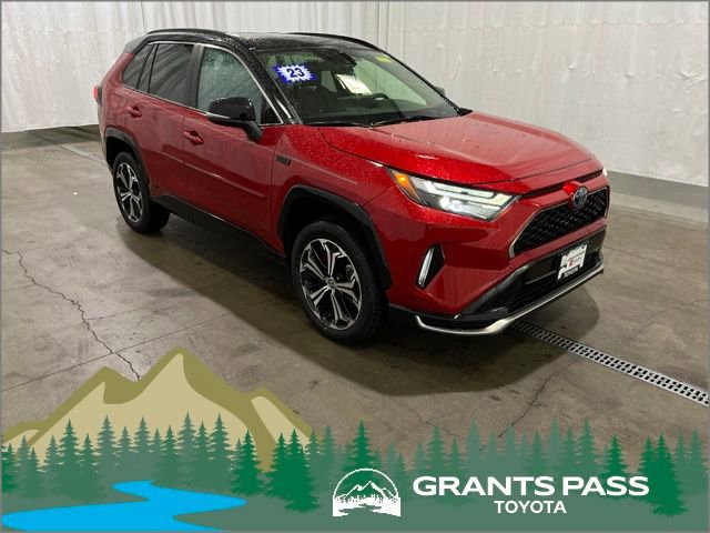 Used 2023 Toyota RAV4 XSE w/ Weather Package AWD/4WD image 1