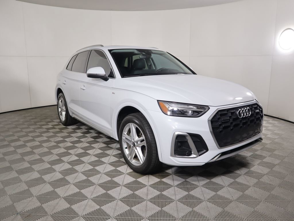 Used 2021 Audi Q5 e Premium image 3