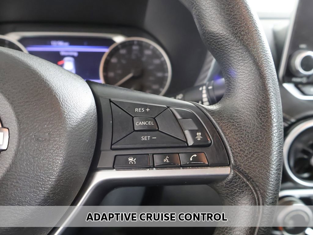 Used 2024 Nissan Sentra SV image 3