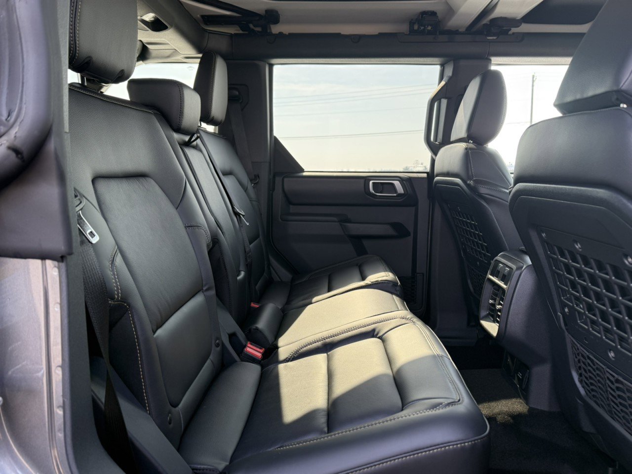 New 2025 Ford Bronco Badlands w/ Sasquatch Package image 8