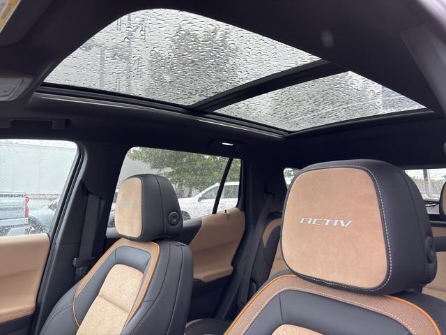 New 2026 Chevrolet Equinox ACTIV w/ Convenience Package III AWD/4WD image 35