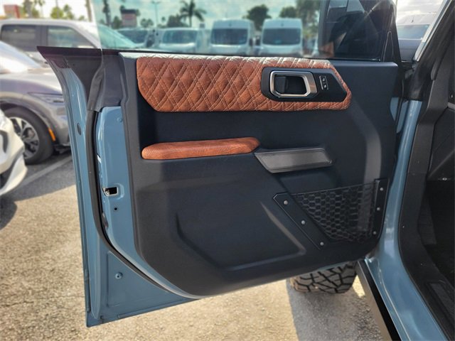 Used 2021 Ford Bronco Black Diamond image 17