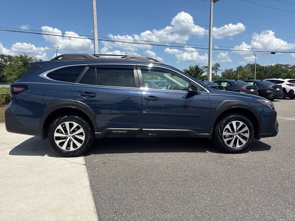 Certified 2025 Subaru Outback Premium AWD/4WD image 4