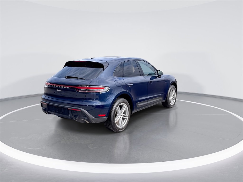 Used 2022 Porsche Macan Base image 6