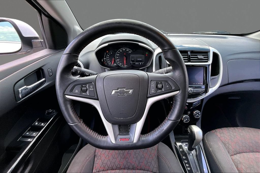 Certified 2020 Chevrolet Sonic LT w/ Convenience Package FWD image 5