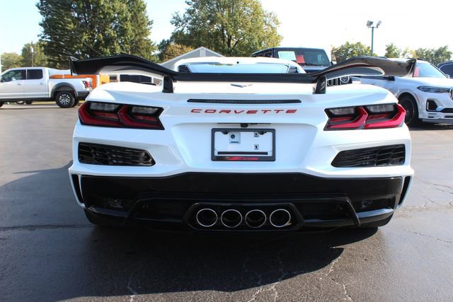 Used 2025 Chevrolet Corvette Z06 w/ Z07 Performance Package RWD image 31