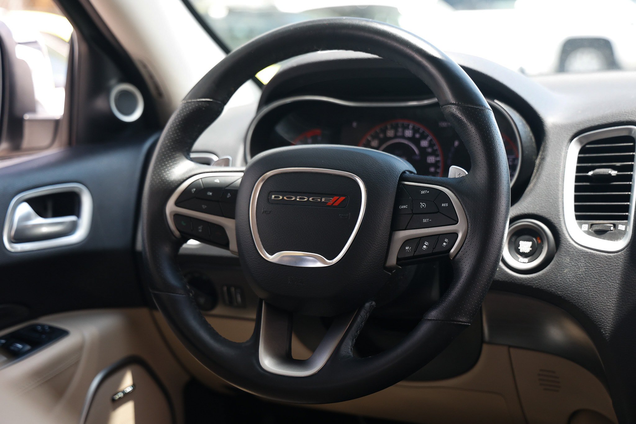 Used 2019 Dodge Durango Citadel w/ Technology Group RWD image 33