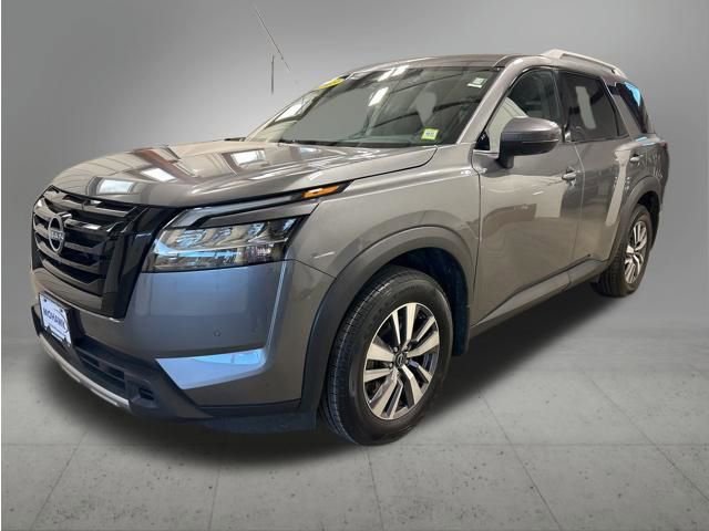 Used 2023 Nissan Pathfinder SL w/ Black Appearance Package image 1