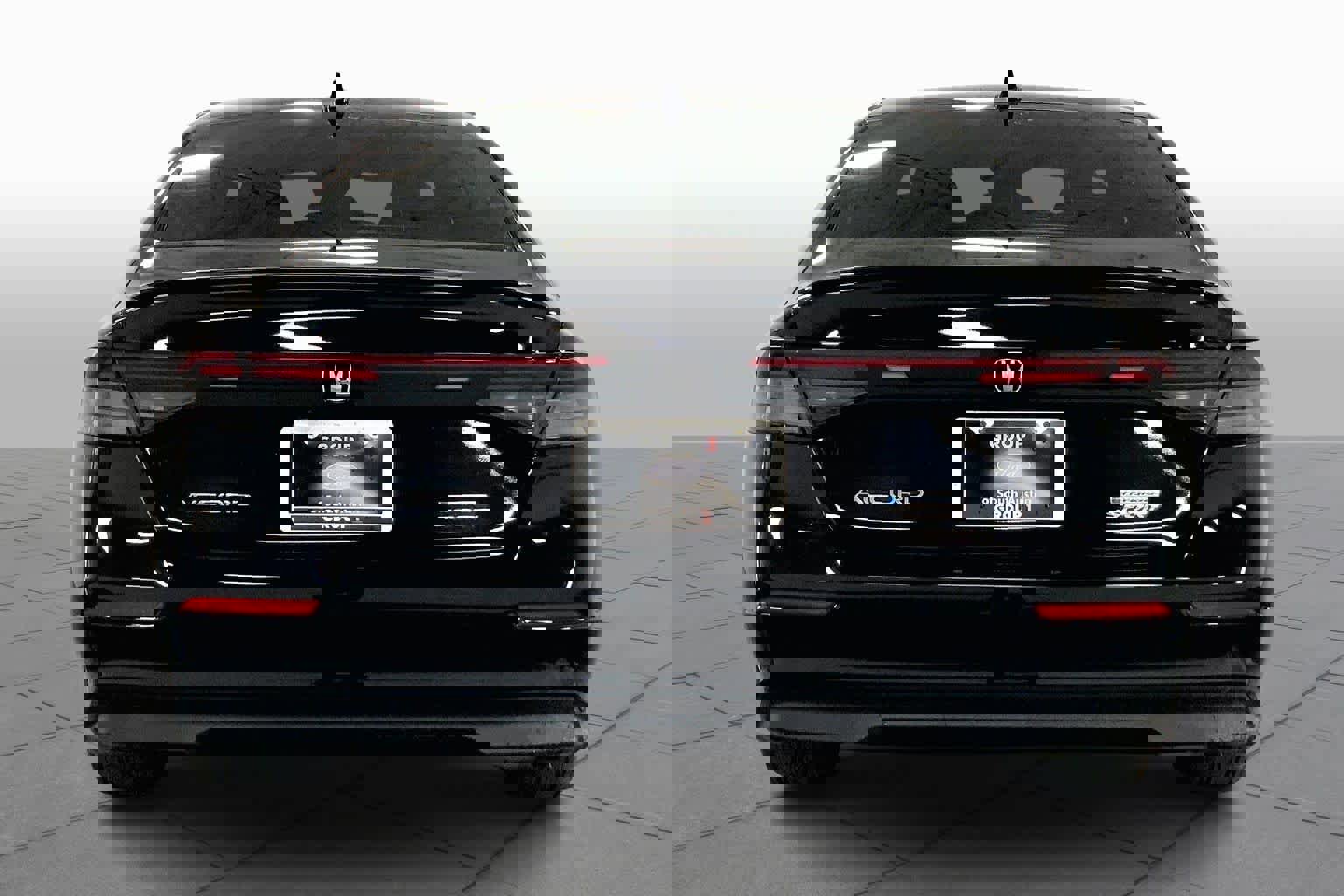 Used 2024 Honda Accord Sport image 5