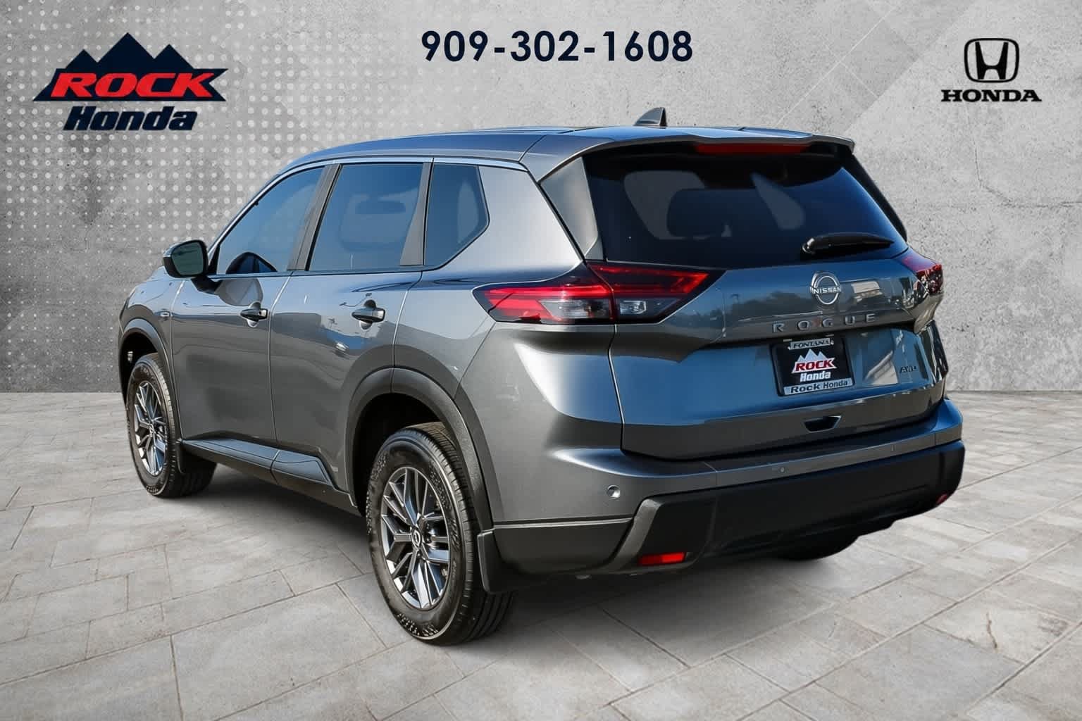 Used 2026 Nissan Rogue S AWD/4WD image 6